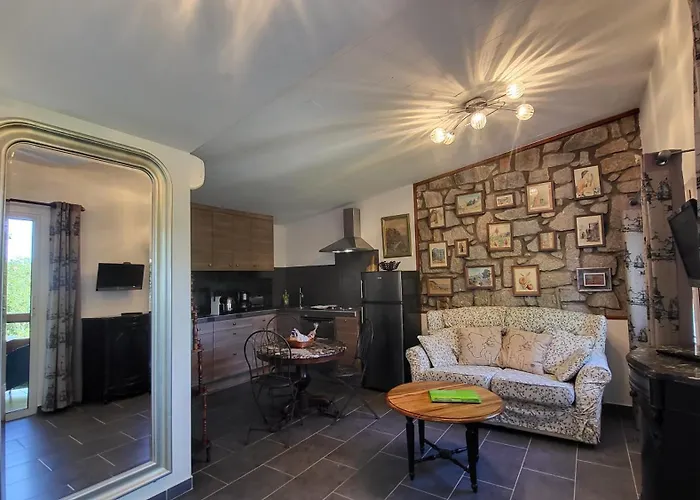 Apartment Di A Serra